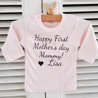 Eerste Moederdag baby shirtje met tekst mama bedrukken